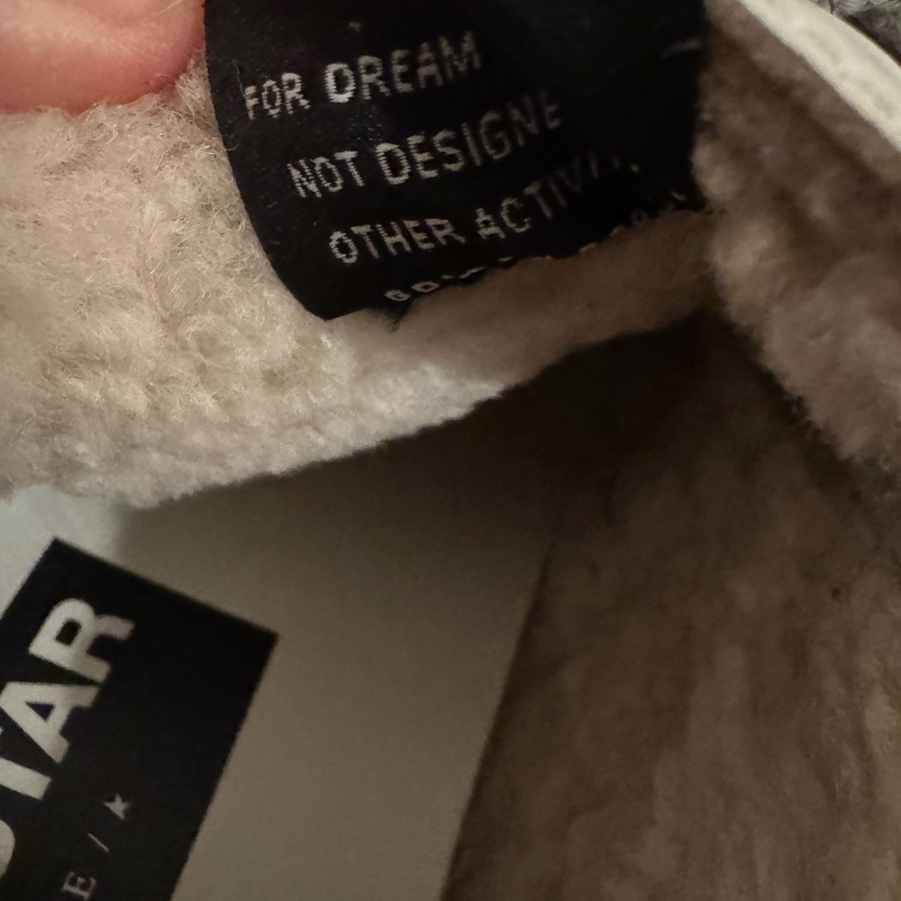 Golden Goose Beige and Metallic Sneakers with Sherpa-Size 39 - Picture 6 of 8